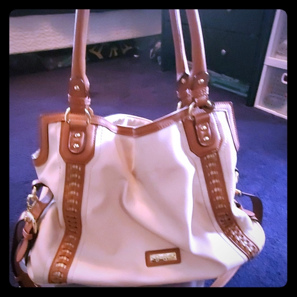 Jessica Simpson purse
